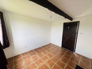Bedroom - click for photo gallery